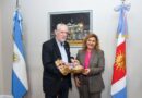 La intendente Fuentes asistió a la presentación del libro de Federico Storani