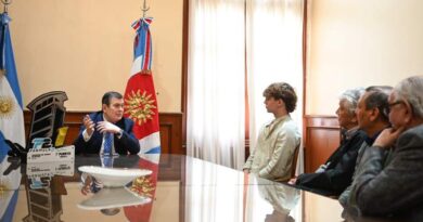 El Gobernador Zamora recibió la visita del joven piloto de la Fórmula 2 Argentina, Jorgito Bruno
