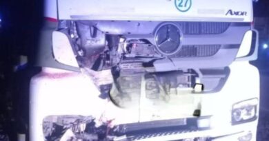 Otra tragedia en la Ruta 34: murieron un joven y un menor tras chocar en moto de frente contra un camión