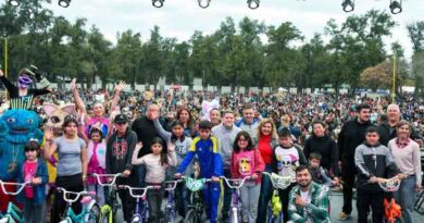 La intendente Fuentes saludó a los niños en su día  destacando en los festejos del parque Aguirre