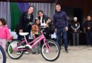 Gran festejo central por el Día del Niño en Fernández