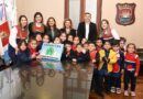 La intendente Fuentes destacó el proyecto de alumnos de un jardín de infantes para crear un arboretum