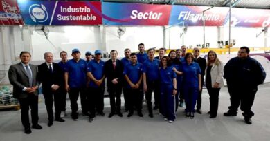 Zamora asistió a la inauguración de la planta Proyecto QELQA – Industria Gráfica 3D