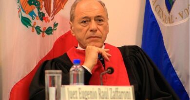 El Dr. Eugenio Zaffaroni disertará en Santiago sobre “El Derecho Penal frente al autoritarismo”