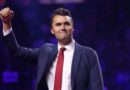 Charlie Kirk, activista aliado de Trump, murió tras ser baleado en un evento universitario en Utah