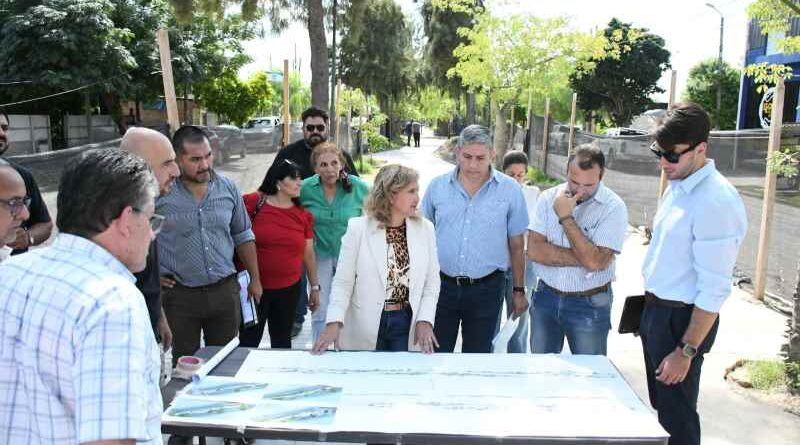 La intendente Fuentes supervisó la obra del Paseo La Vuelta de Obligado
