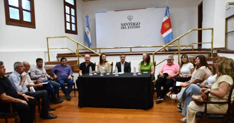 El Gobierno provincial se reunió con gremios docentes para tratar la pauta salarial