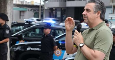 Crece la tensión en Santa Fe por la protesta de policías: denuncian falta de diálogo y la Provincia impuso sanciones