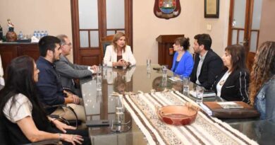 La intendente Fuentes recibió a la comisión directiva de la Unión Cultural Argentino Libanesa