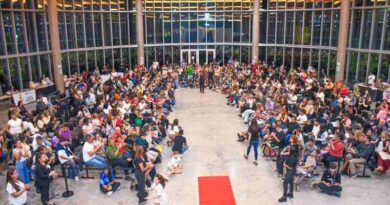 La Municipalidad acompañó el desfile inclusivo realizado en el Óvalo del Parque Sur