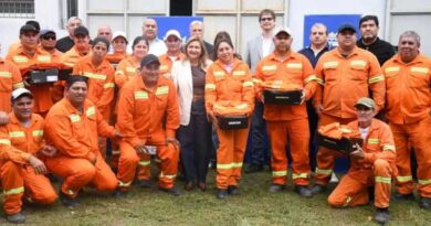 La intendente Fuentes entregó más de 2000 uniformes de trabajo para el personal del Servicio de recolección y limpieza de la ciudad