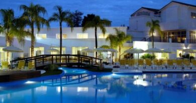 Hackearon la página web del Hotel Los Pinos y estafaron a clientes con reservas falsas