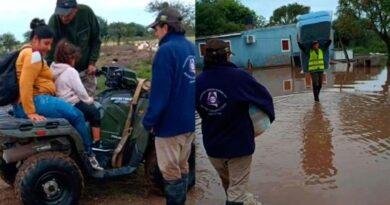 El Gobierno de la Provincia despliega un amplio operativo de ayuda integral tras el temporal en Los Juríes