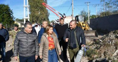 La intendente Fuentes encabezó la intervención de varias áreas operativas en el barrio Parque