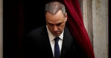 La investigación se centra en las cuentas de Adorni y revela un gasto millonario en muebles