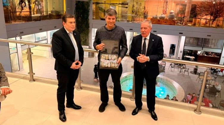 Mario Pergolini recorrió el CCB junto a Elías Suárez y Gerardo Zamora tras su paso por Smart City