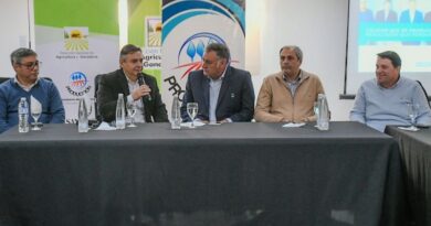 La Mesa Provincial de Producción Porcina se reunió en el Vivero San Carlos
