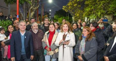 La intendente Fuentes inauguró la iluminación Led de más de mil metros sobre calle Arenales
