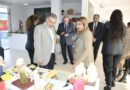 La intendente Fuentes visitó el Mercado Artesanal Municipal del parque Norte