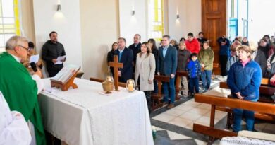 La intendente Fuentes y el secretario Benavente participaron de la misa homenaje al Día del Padre en La Piedad