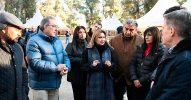 Norma Fuentes visitó el predio de la Feria Artesanal donde anunció que comenzará el viernes 3 de julio