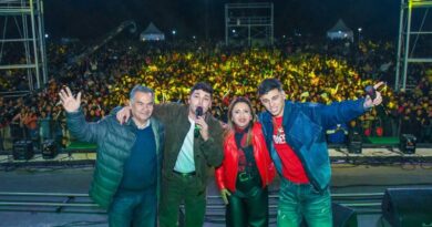 La intendente Fuentes y el secretario Benavente participaron del Festival Día del Amigo que tuvo un lleno total en la plaza Añoranzas