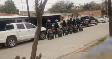 Desbaratan un mega “quiosco” de drogas: cinco detenidos y secuestros en Bº Libertad