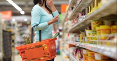 El consumo volvió a caer en junio: ventas bajaron 1,3% mensual y el semestre, en rojo