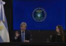 Caputo presentó el nuevo proyecto de Inocencia Fiscal: “Es una mala decisión económica tener dólares bajo el colchón”