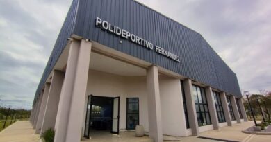 Avanzan obras en el Polideportivo de Fernández