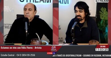 Félix Flores, músico y artista plástico, enamorado de Santiago