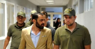 Fiscalía, por la prórroga de prisión preventiva; defensa, por la libertad de Ramiro Petros