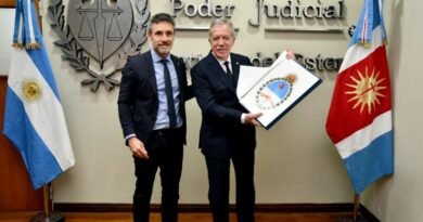 El gobernador Elías Suárez firmó el acuerdo con el CFI para la modernización del Poder Judicial