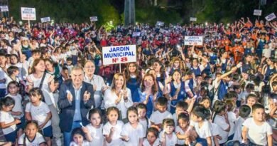 La intendente Fuentes saludó a los alumnos de los 27 jardines municipales que participaron del Campamento de Egresados