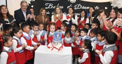 La intendente Fuentes participó del acto por el 60 aniversario del jardín de infantes municipal Caperucita