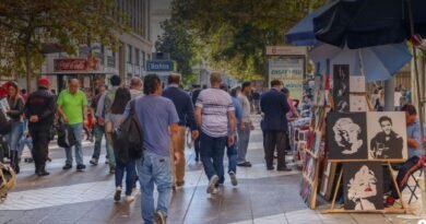 Habrá actividad en bancos y comercios el próximo lunes 2