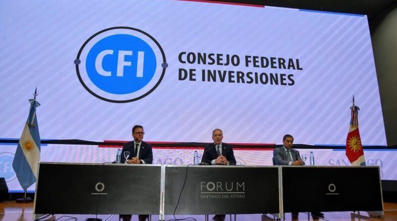 El Gobernador Elías Suárez realizó la entrega formal de las primeras líneas de crédito del CFI