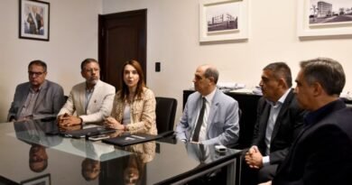 Educación y Obras Públicas avanzan en el desarrollo de prototipos de escuelas